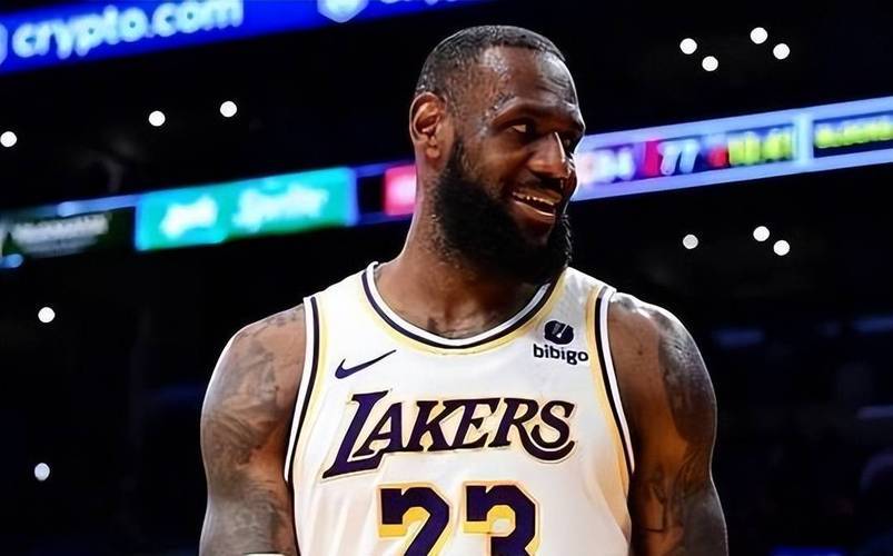 美媒：76人在恩比德伤病报告上已被罚款42.5万美元（美媒称76人因恩比德伤情报告遭罚42.5万美元）