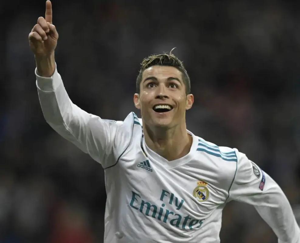 麦克阿瑟青训主管：俱乐部上下目标一致，致力于发掘下一代人才（麦克阿瑟青训负责人：全俱乐部目标同频，专注培育下一代人才）