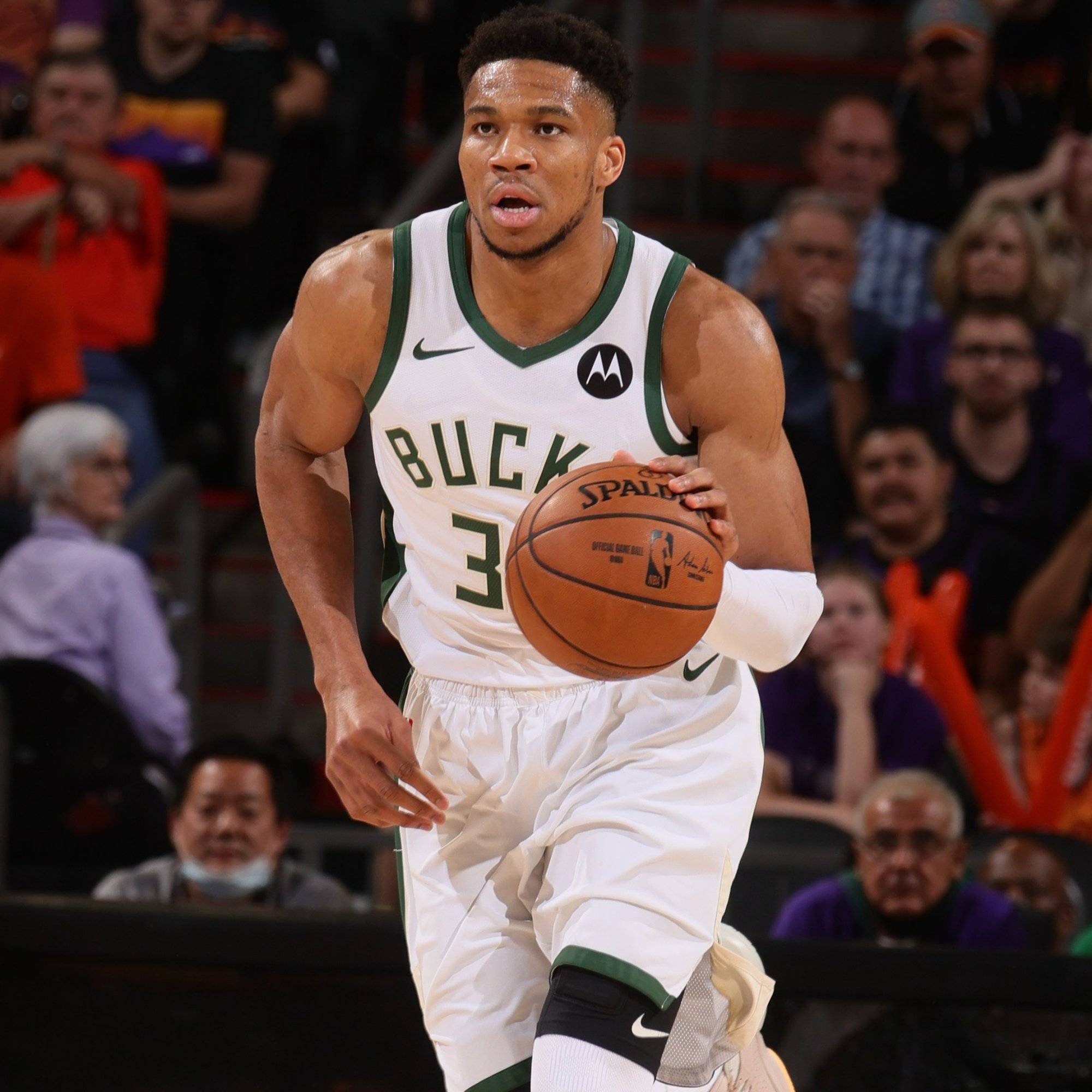 法尔克：可以确认拜仁1月不会签下任何球员，在考虑出售博埃（法尔克：确认拜仁冬窗零引援，正考虑出售博埃）