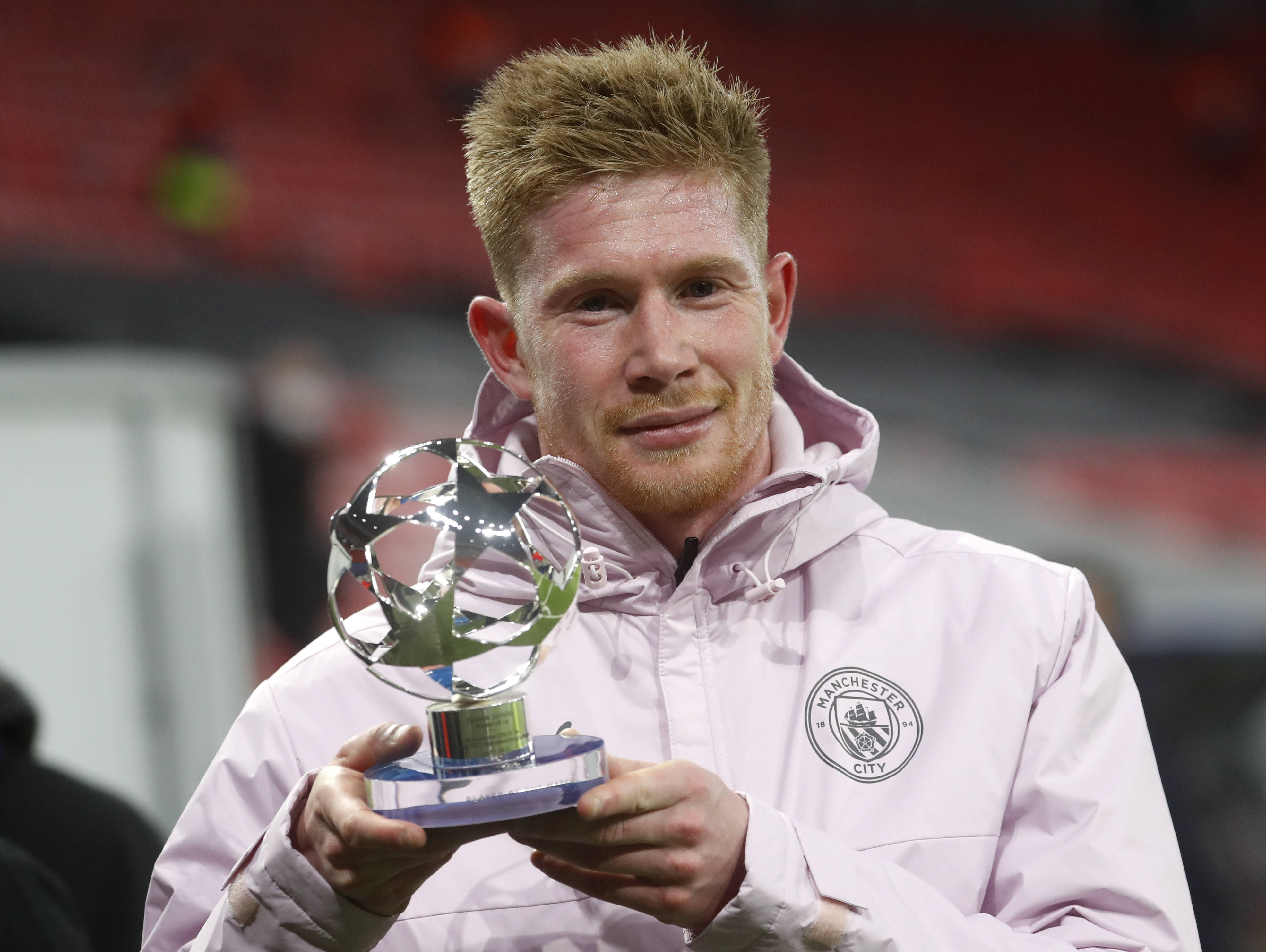 记者：谢什科表达了加盟曼联的愿望，但需更多时间做最终决定（记者：谢什科有意加盟曼联，最终决定仍需时间）